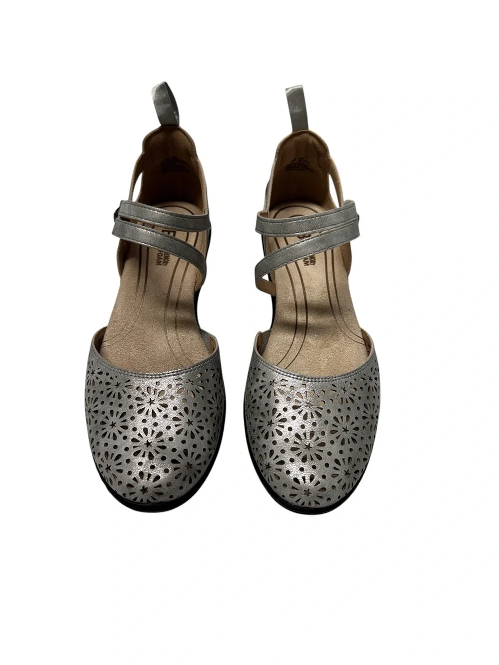 JBU By Jamby Bethany silver maryjane laser cut sandals size 8M